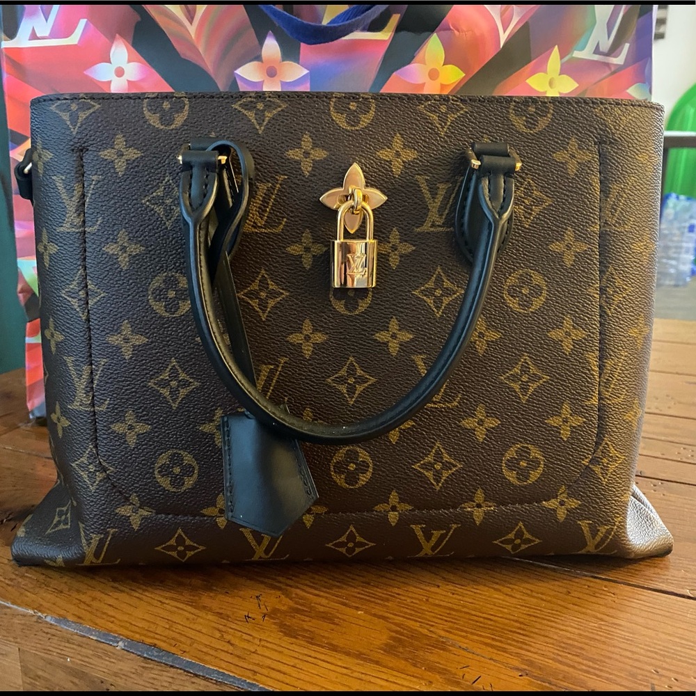 Louis Vuitton Flower Tote MNG Noir